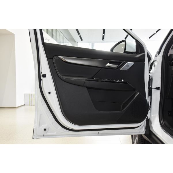 Automatic Xiaopeng G3 New Energy Electric Car 5 Seats 170km/H