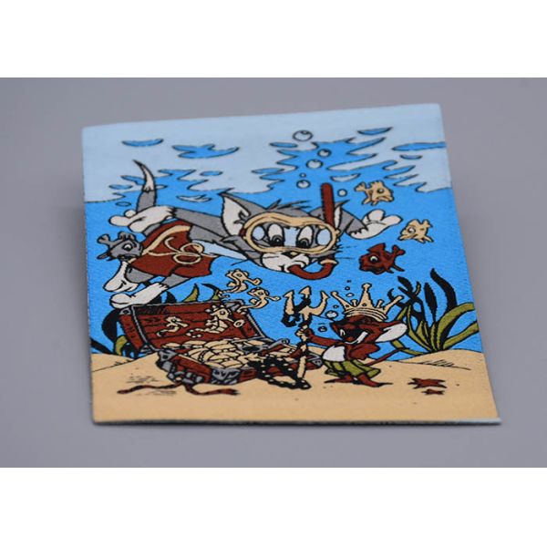 Customized Felt Bottom Embroidery Logo Patch For Garments