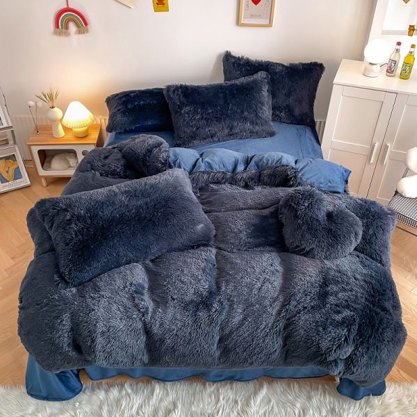 Hot Blue Luxury Shaggy Flanell Mink Velvet Bedding Set for All-Groups in Autumn Winter