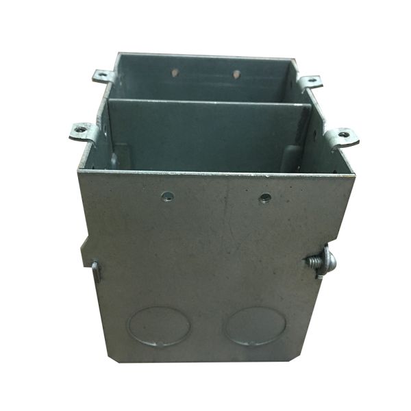4 Gang Mansory Steel Conduit Box 1.60mm Thickness Zinc Plated 1/2" 3/4"