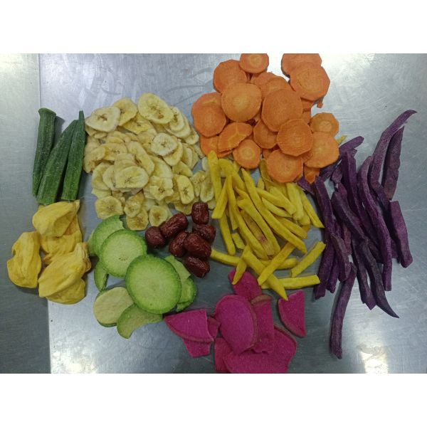 Dried Fruit and Vegetable Chips Crispy Snacks