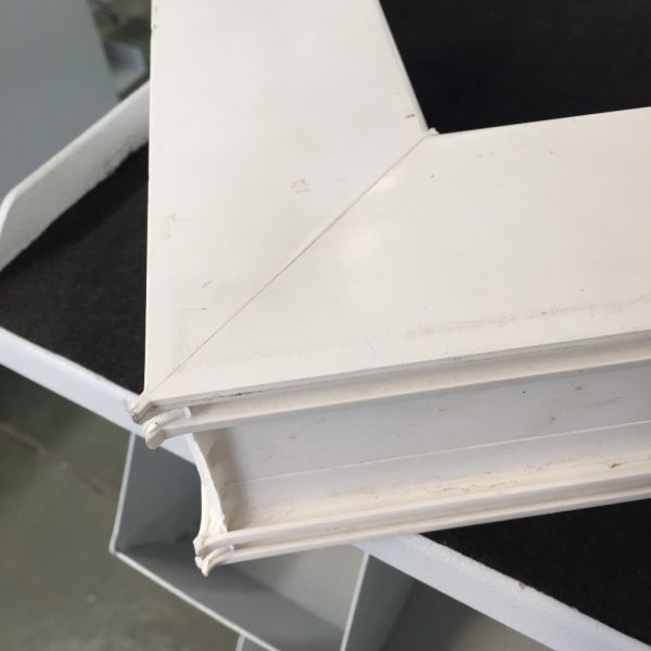 PVC WINDOW AND DOOR MAKING VERTICAL CNC 4 CORNER UPVC WELDING MACHINE