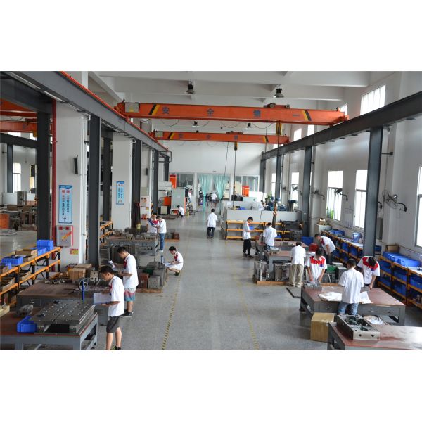 Custom OEM Precision Tolerance 0.01-0.05mm ISO9001:2015 Certified 5-Axis CNC Milling Sheet Metal Welding Parts and Auto Stamping Parts