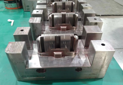 Plastic Injection Molding Mold Base , Custom Plastic Injection Mold HRC 48-52