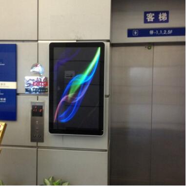 wall 65" Inch 4K UHD TFT LED LCD display ads media player for POS