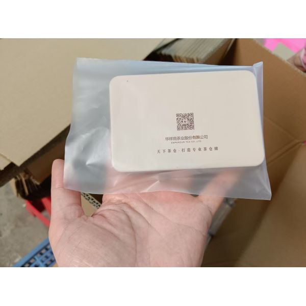 Customized Metal Tin Packing for Balm Empty Tin Cans with Screw Lid