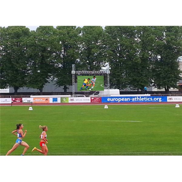 Outdoor IP65 1920Hz Stadium Perimeter LED Display